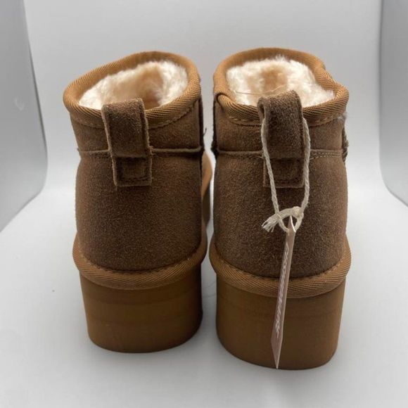 CUSHIONAIRE Women's COZY Genuine Suede pull on platform boot CHESTNUT 7 - Picture 4 of 6